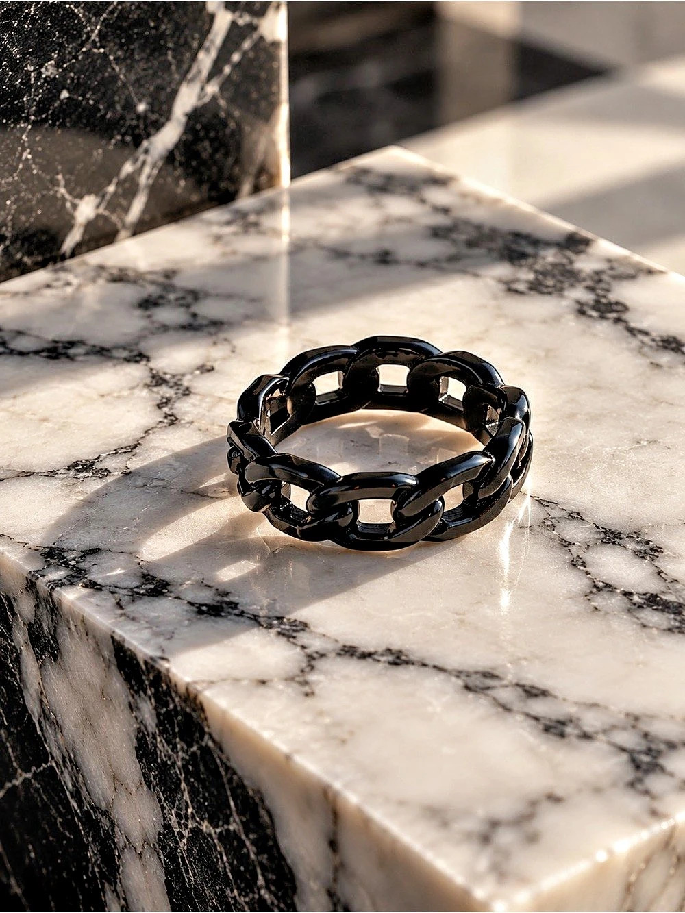 Black Chain Link Ring